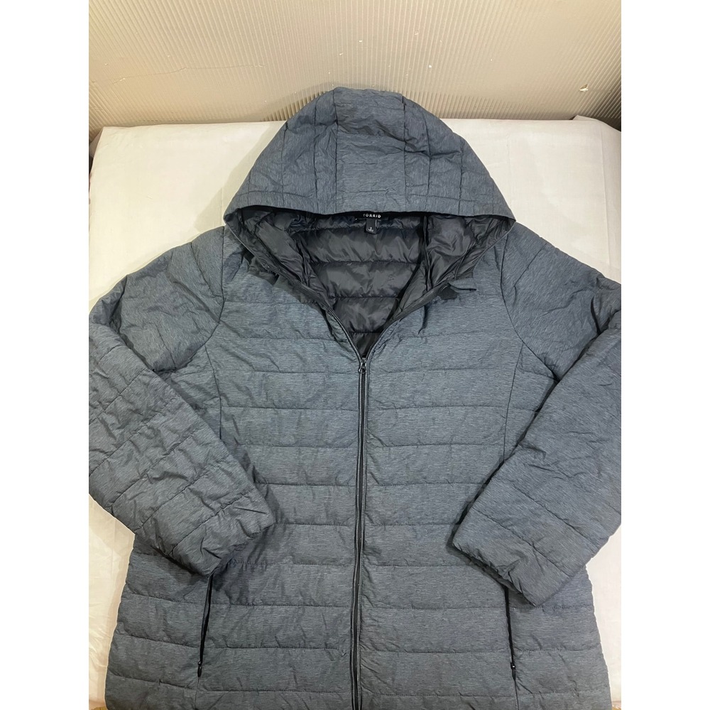 Torrid Womens Gray Quilted Longline Hooded Puffer Coat Jacket Plus Size 2 2X
